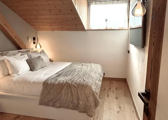 Snowflake Apartment