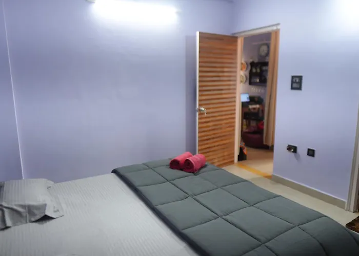 Aesthetic 2Bhk, Near Aashima Mall