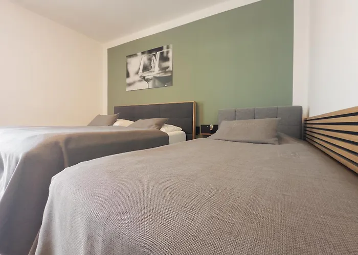 Kracher Hotel Doppelzimmer - Fuer Maximal 4 Personen Inklusive Pool