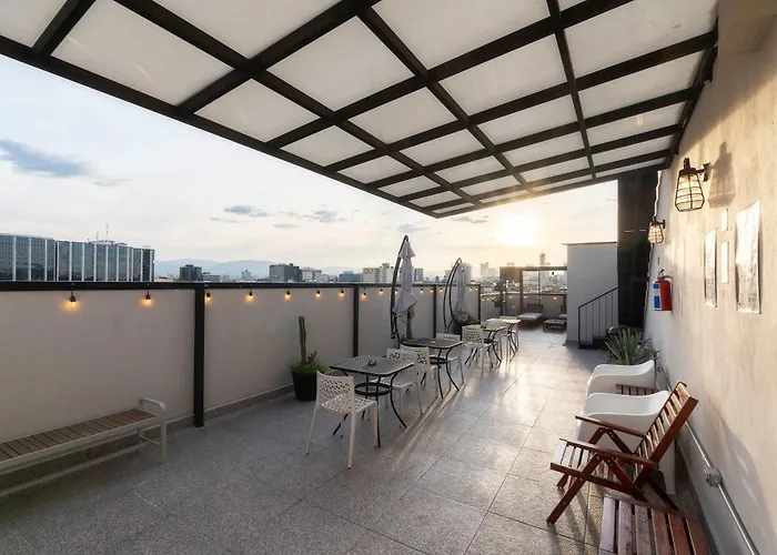 3Ph Amazing 2Bdrm 2Bath Private Terrace Fits 10