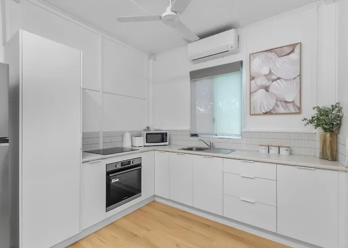 Townsville Suites