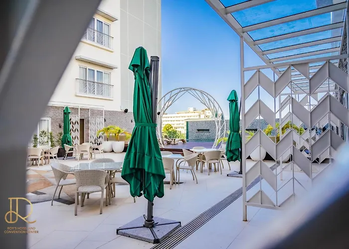 Roy'S Hotel And Convention Center