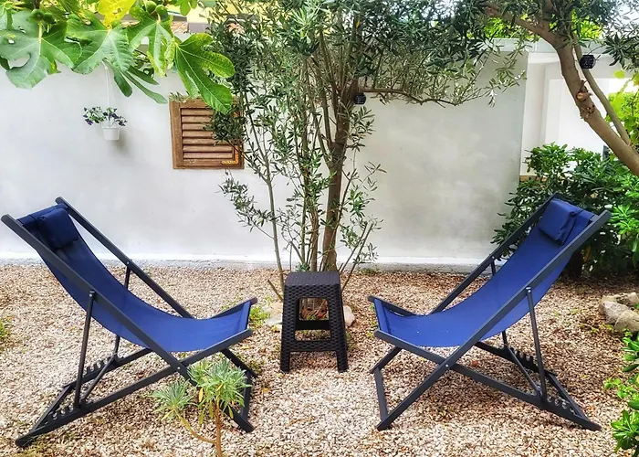 Planet Pag Studios - Relax, You'Re Home