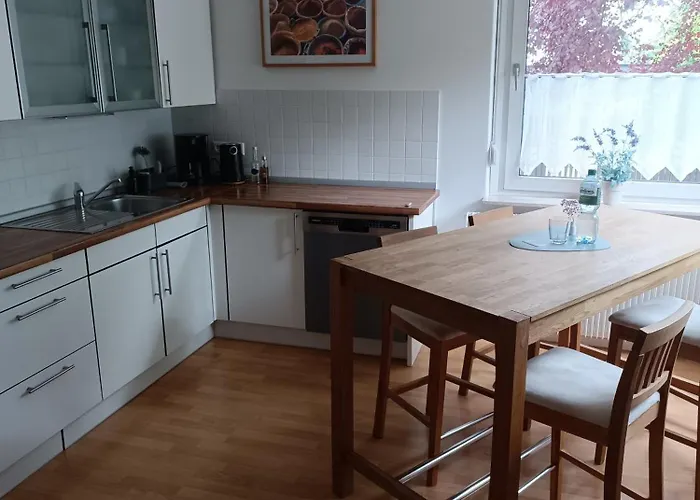 Ferienwohnung Am Kurwald, Naehe Kliniken, 88Qm, Parkplatz