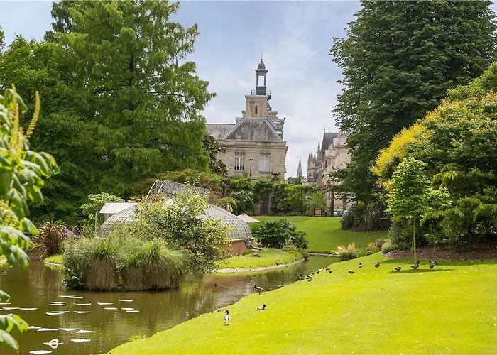 Hotel The Originals Du Grand Monarque Nantes Gare