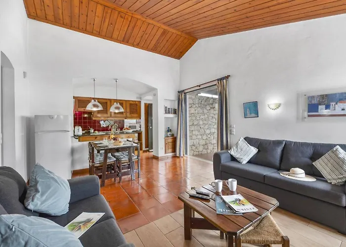 Villa Sunshine By Villa Plus