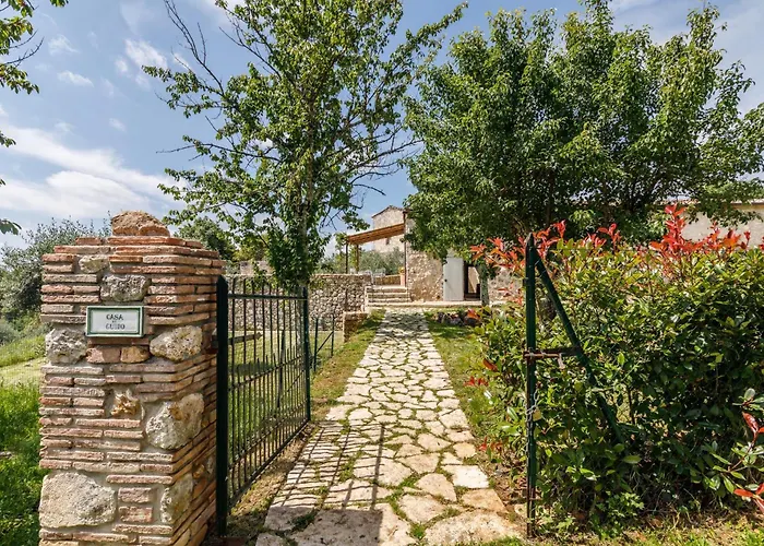 Guesthost - Casa Di Guido - Country Chic With View