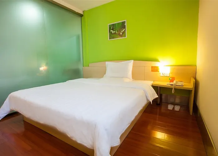 7Days Inn Shenzhen Huaqiangnan