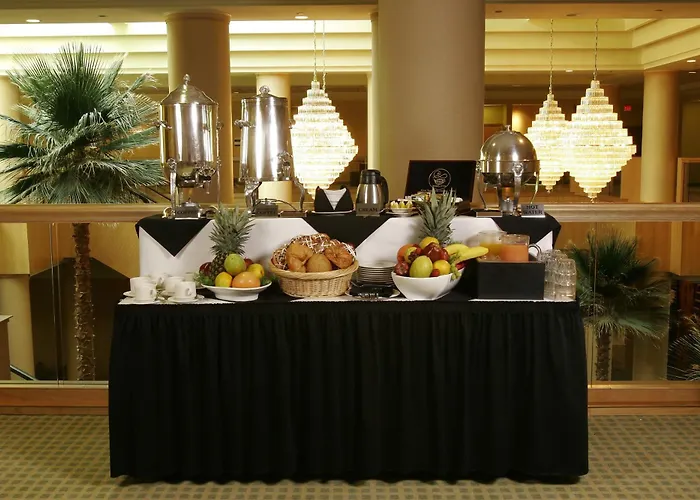 The Florida Hotel & Conference Center In The Florida Mall