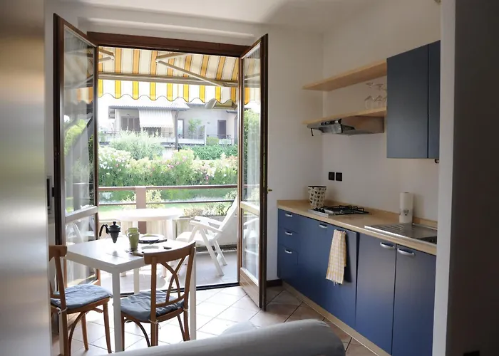 Charming Holiday Home In Lazise With Swimming Pool