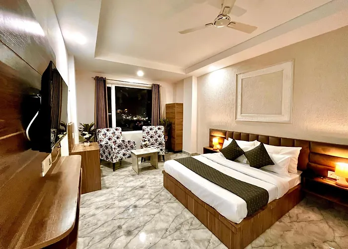 Hotel La Meridian, A Four Star Luxury Hotel & Resort - Haridwar