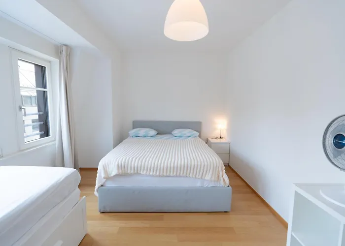 Rooftop Loft City Center, 2Br, Open Kitchen Island - New Renovated