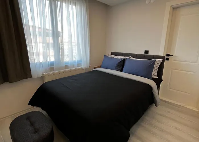 Lighthouse Suite