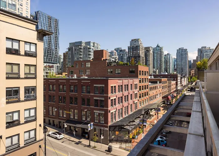 Opus Vancouver