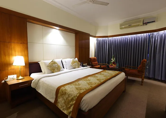 Hotel Plr Grand
