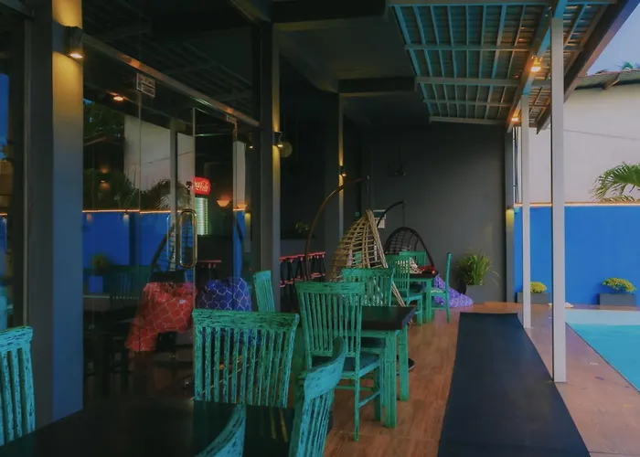 Beachmirissa Hotel