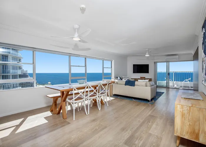 Pacific Plaza Apartments