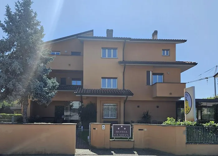 Hotel Cladan