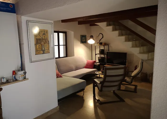 Holiday House Catela