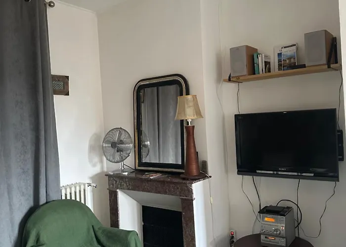Cosy Flat 2 Eme Etage Vue Chateau Loire A Velo