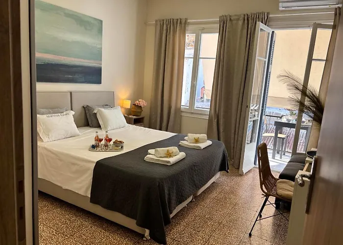 Marinos Suites