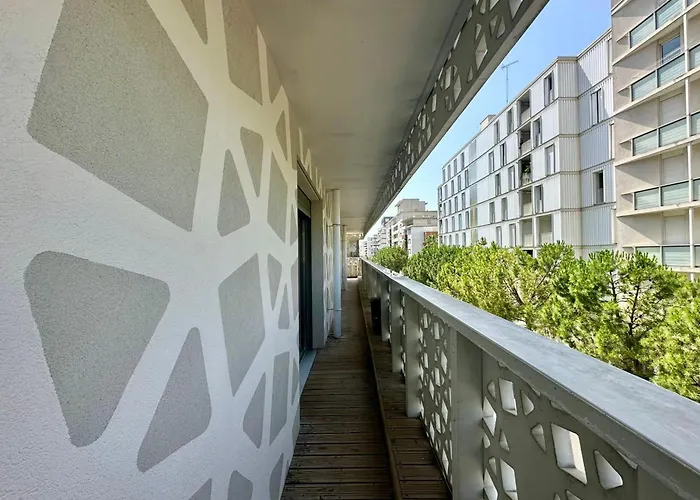 The Jacques Coeur- Vue Climatisation Et Parking !