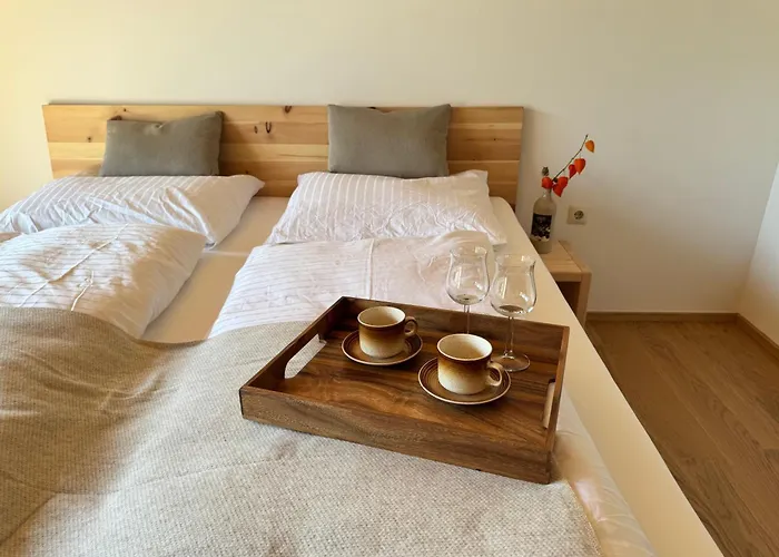Appartement Mit Balkon Und Hallenbad