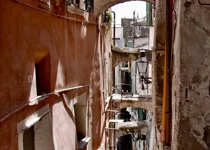 Pigna Tommy House