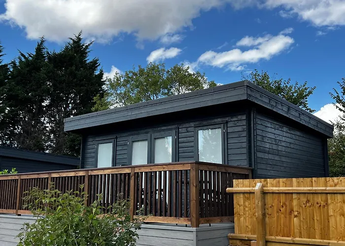 Shearsby Valley Lakes Accommodation