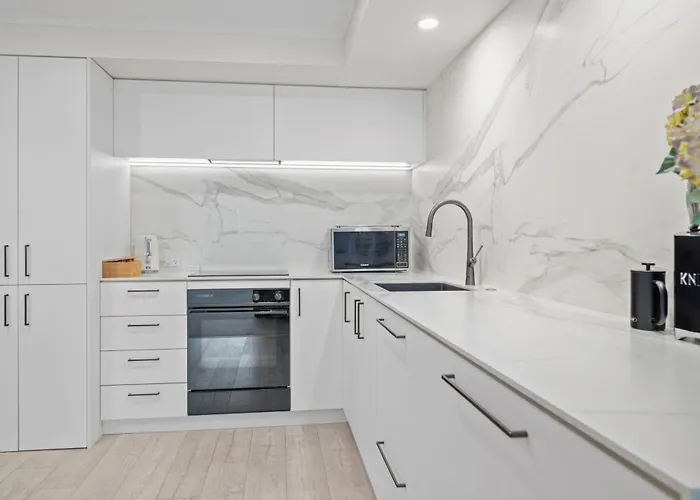 Apartment Twelve