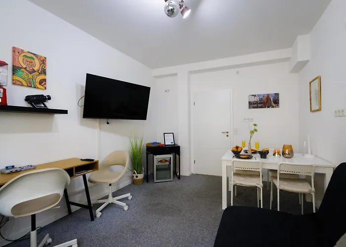 "Lullus" Apartment Im Zentrum Von Bad Hersfeld Mit Privatem Parkplatz