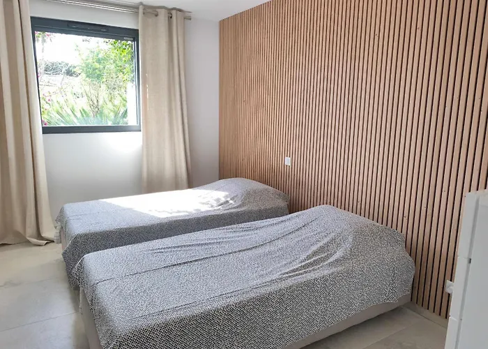 Apartment 3 Rooms With Garden In Ajaccio