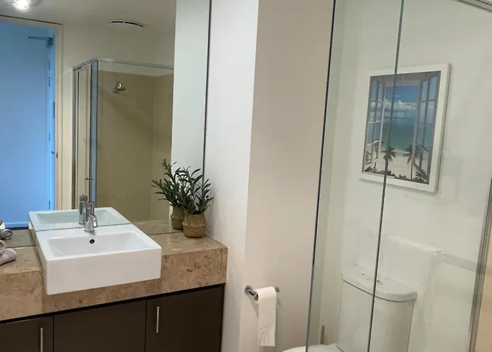 Coastal Cove Suite - With Heated Pool Near Hot Springs & Golf