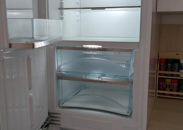 Neu Renovierte, Gemuetliche 4 Zi