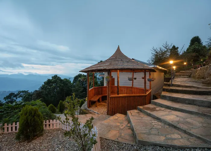 Summit Enigma Resort & Spa - The Offbeat Collection, Lamahatta