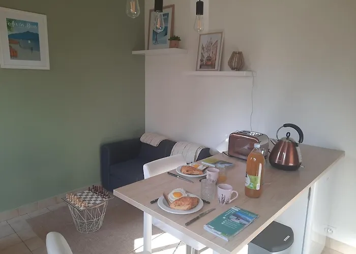 Maisonnette Au Bord Du Sierroz