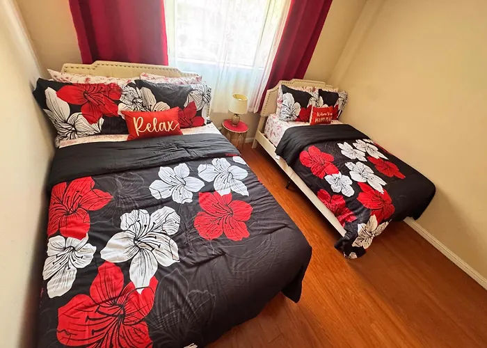 Mario, Disney & Not Themed Loft Universal Studios 10Min Loft Apartment