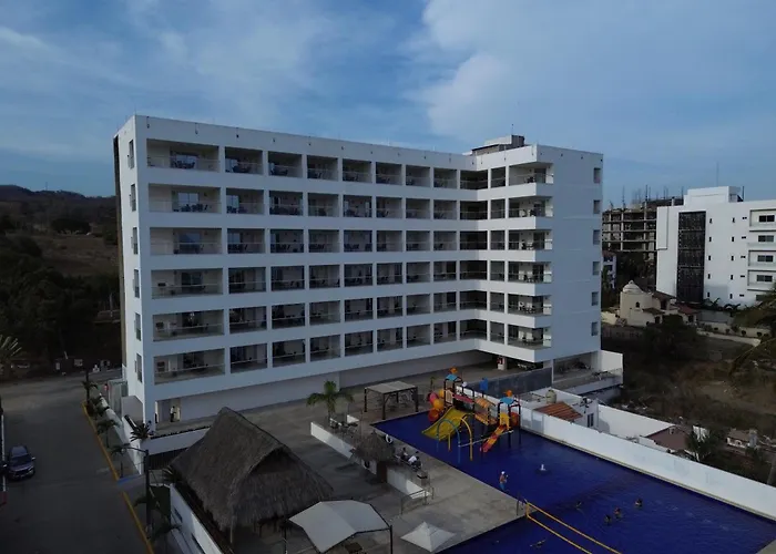Los Picos Hotel & Suites Bucerias