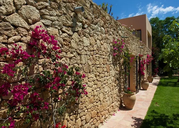 Modern Oasis: 6 Bedroom Villa In Ibiza, 1026