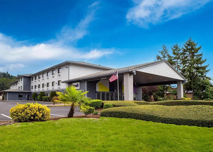 Spark By Hilton Kent Seattle