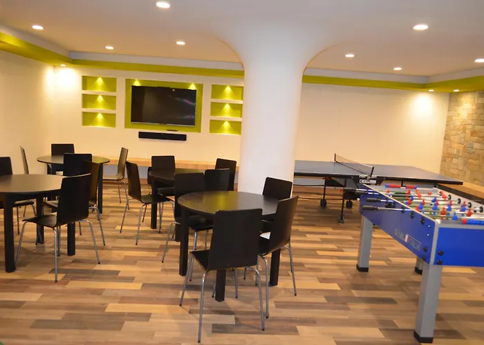 Rauzi Hotel Garni & Apartments