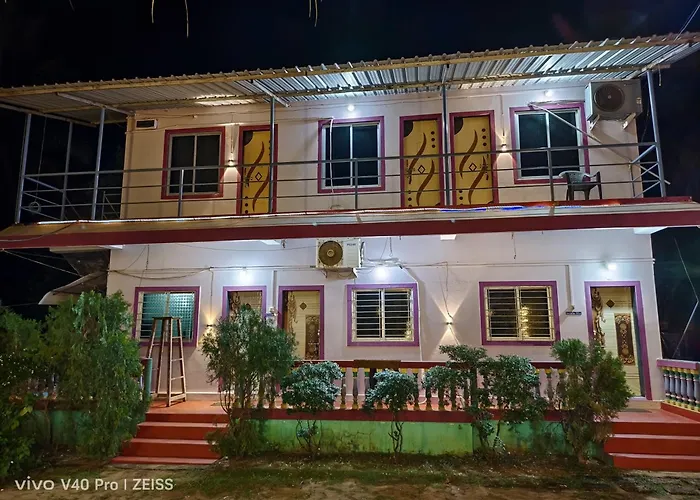 Mauli Nyahari Niwas