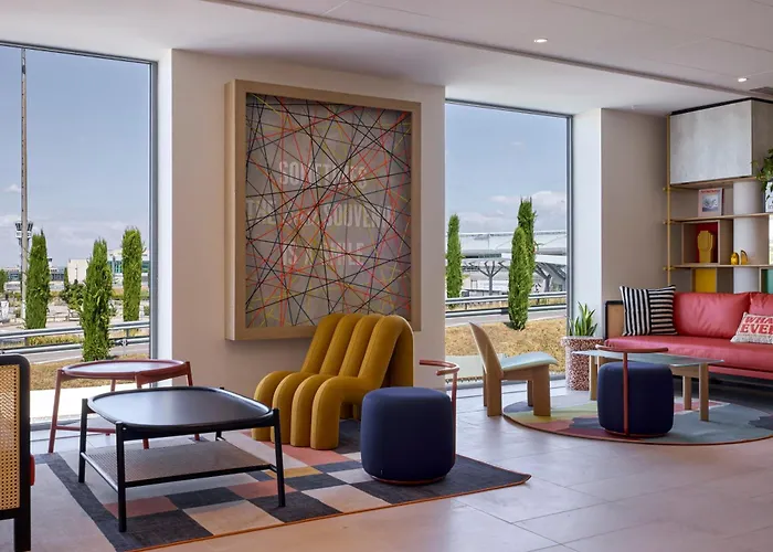 Hampton By Hilton Lyon Airport