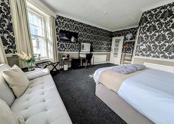 Graham Arms Inn - Bed Breakfast Bar - On The A7- 6 Miles From M6-Jct44 & 4 Miles A75 Gretna