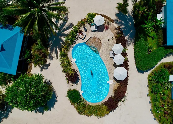 Opoa Beach Hotel