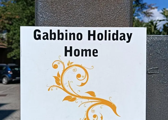 Gabbinoholidayhome Appartamento In Suggestiva Corte