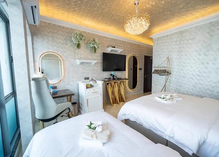 Ritz Residence - A Member Of The Luxury Hotel Group