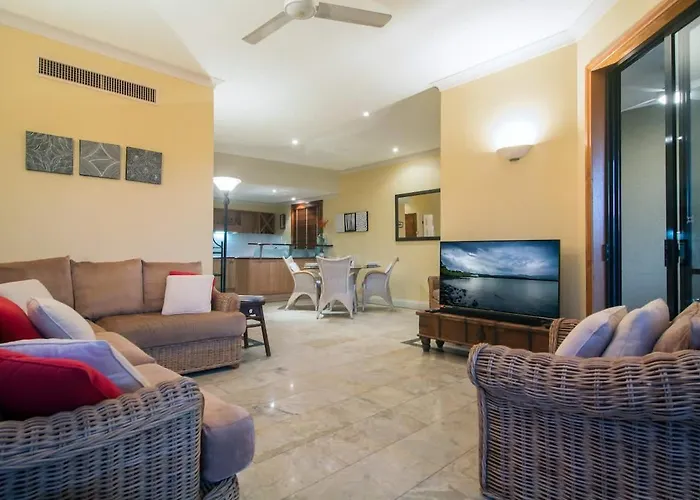 8 The Point - Murphy Street Port Douglas