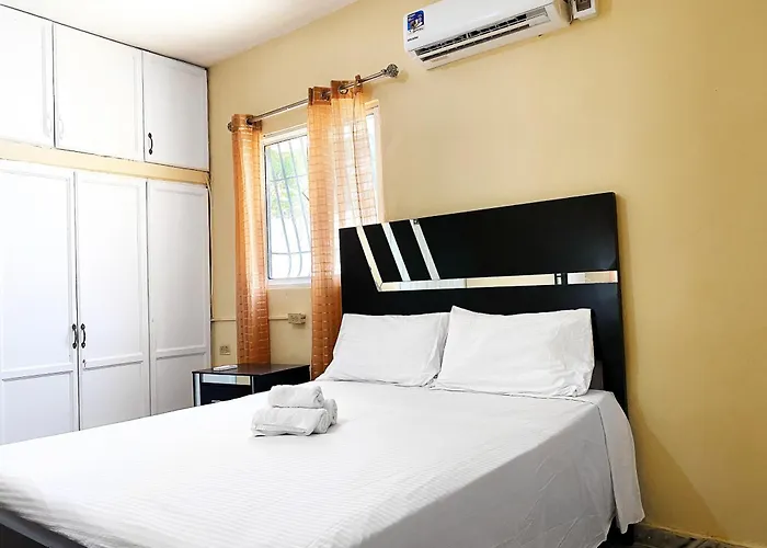 Guest House A&H - Boca Chica Beach & Airport