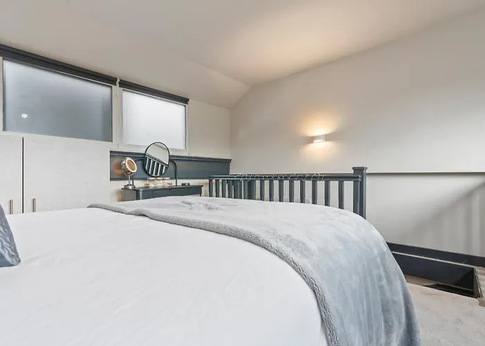 Cosy Mezzanine Apartment Leeds City Centre